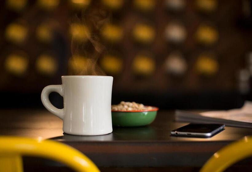 酒店 Basecamp Boulder