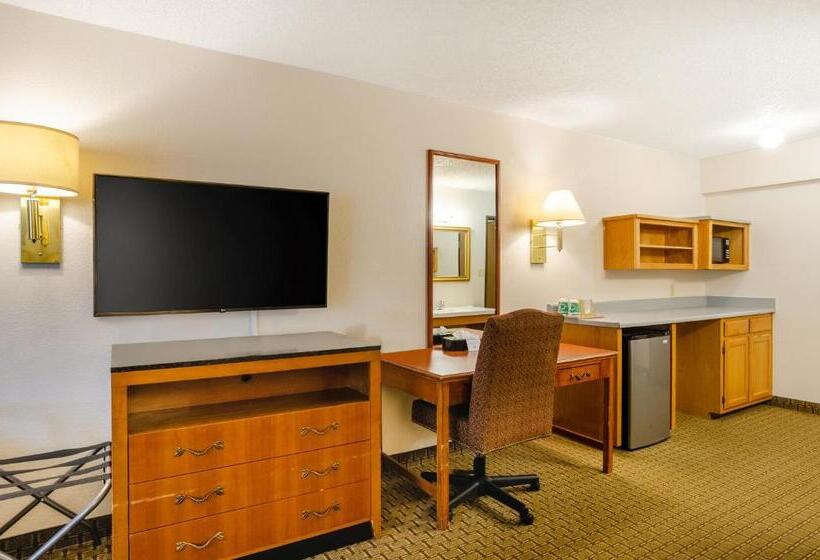 فندق Cheyenne Guest Inn