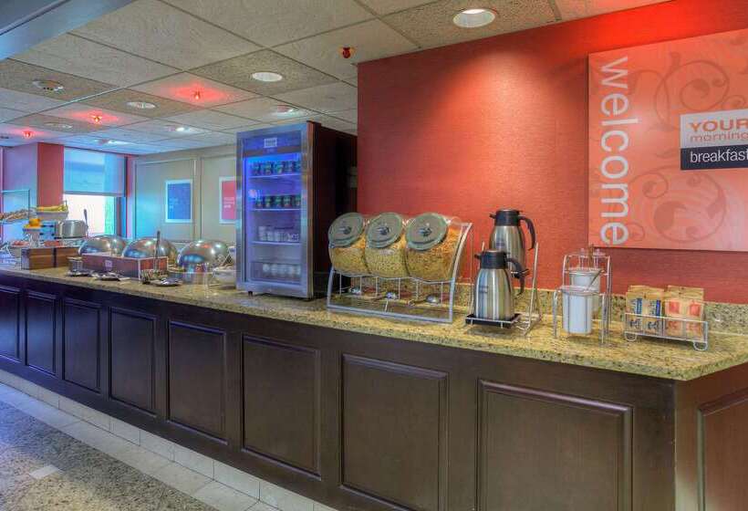 호텔 Comfort Inn & Suites Evansville Airport