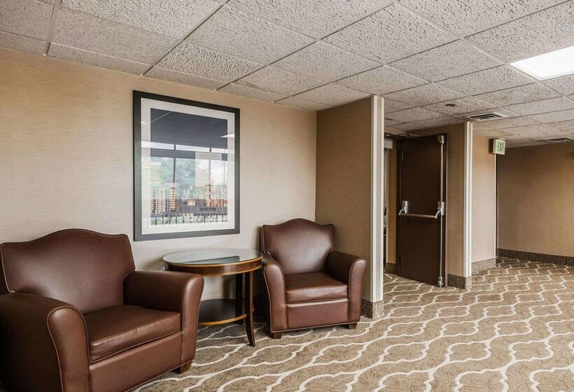 בית מלון כפרי Comfort Inn Denver East
