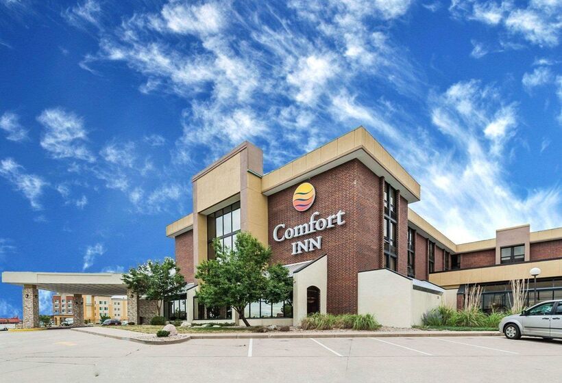 בית מלון כפרי Comfort Inn Denver East