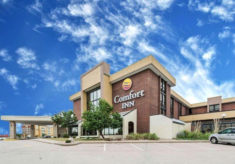 בית מלון כפרי Comfort Inn Denver East