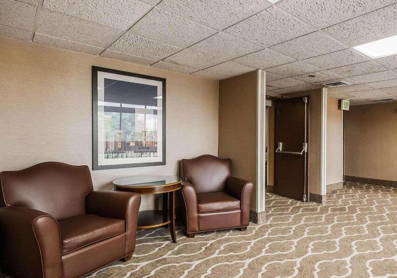 בית מלון כפרי Comfort Inn Denver East
