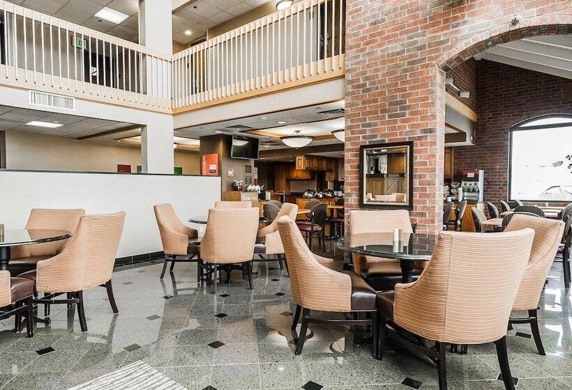 בית מלון כפרי Comfort Inn Denver East