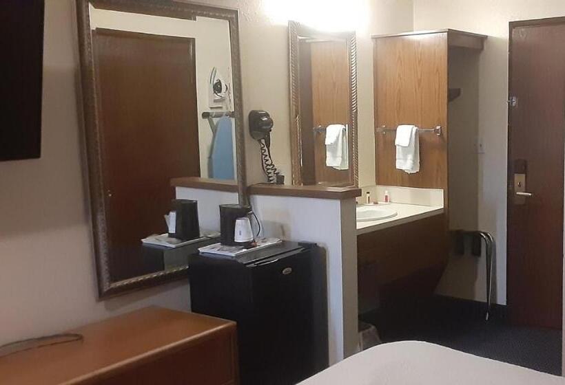 فندق Days Inn By Wyndham Pocatello University Area