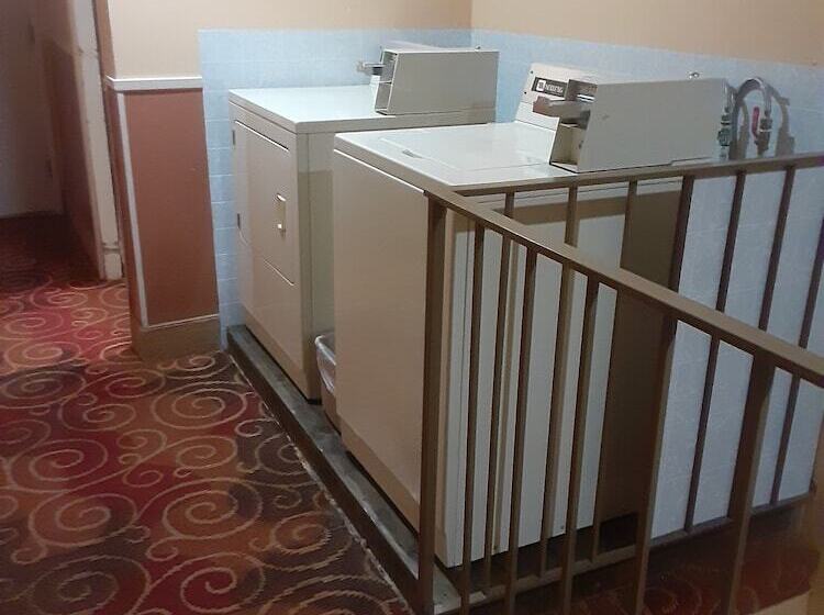 فندق Days Inn By Wyndham Pocatello University Area