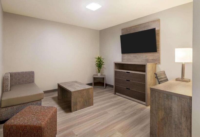 酒店 Days Inn & Suites By Wyndham Bowling Green