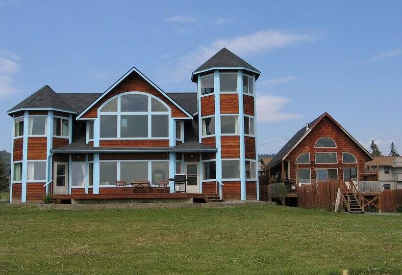 فندق Driftwood Inn