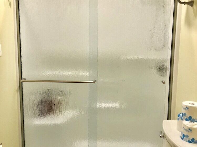 فندق Driftwood Inn