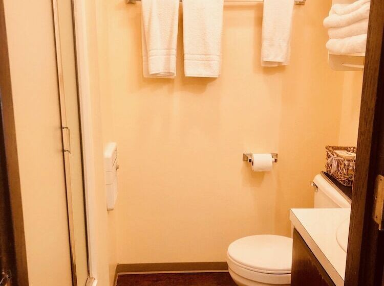 فندق Driftwood Inn