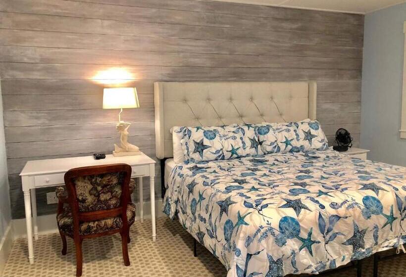 فندق Driftwood Inn