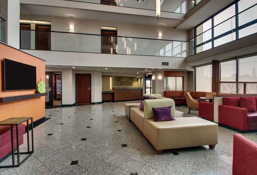 בית מלון כפרי Drury Inn & Suites Bowling Green