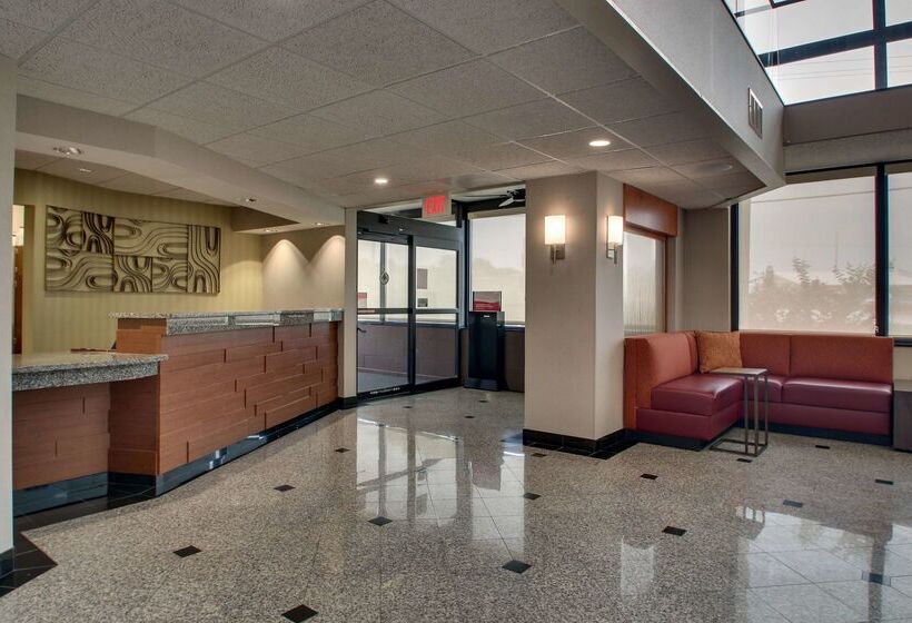 בית מלון כפרי Drury Inn & Suites Bowling Green