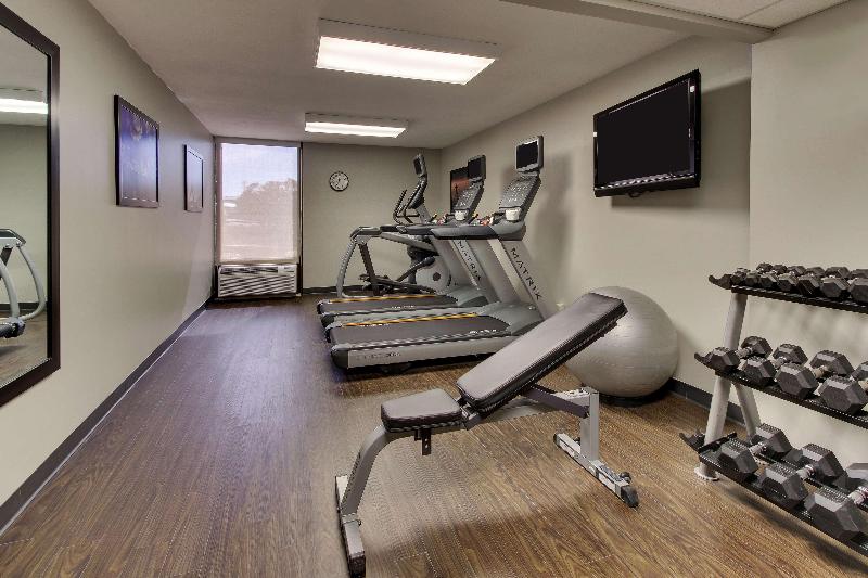 ホテル Drury Inn & Suites Poplar Bluff