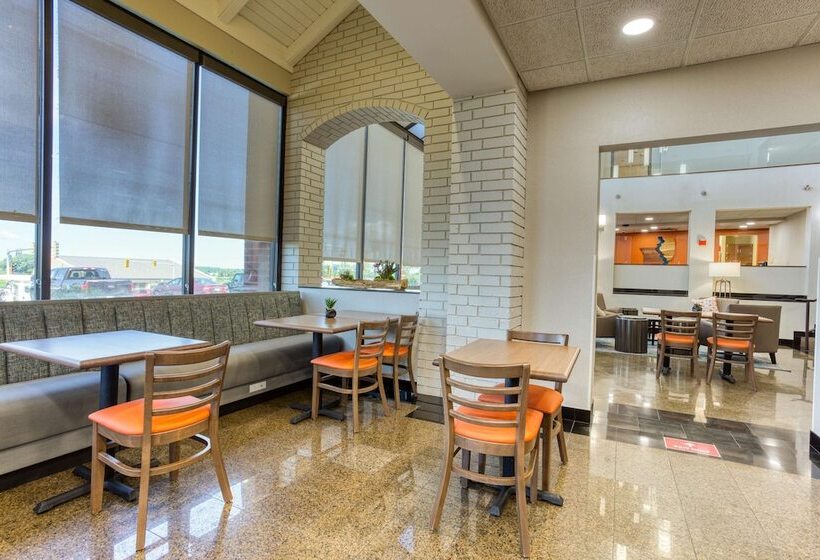 فندق Drury Inn And Suites St Louis Collinsville