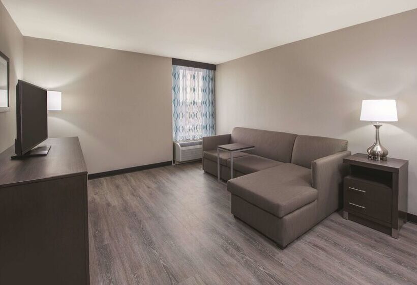 فندق La Quinta By Wyndham Festus   St. Louis South