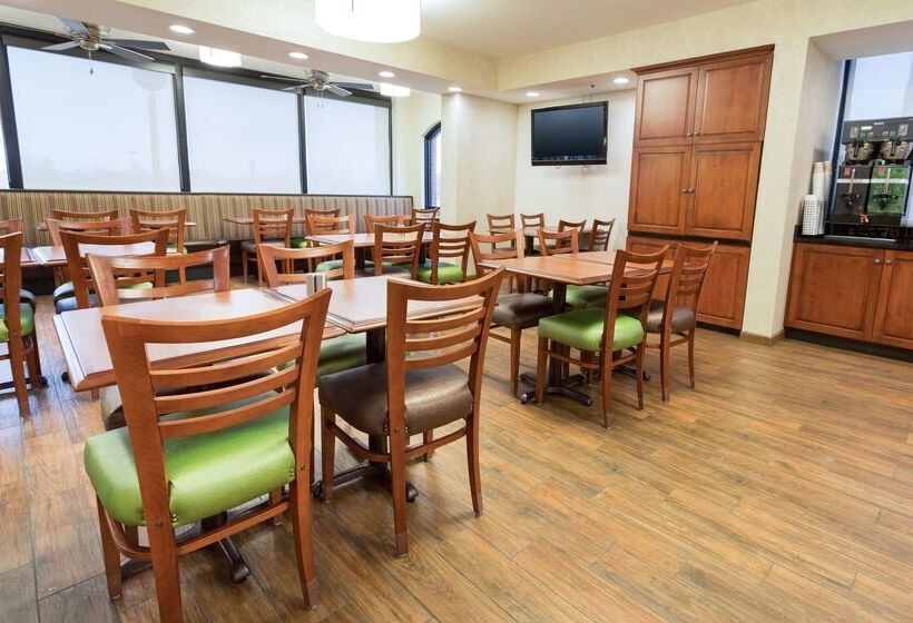 فندق Drury Inn & Suites Marion