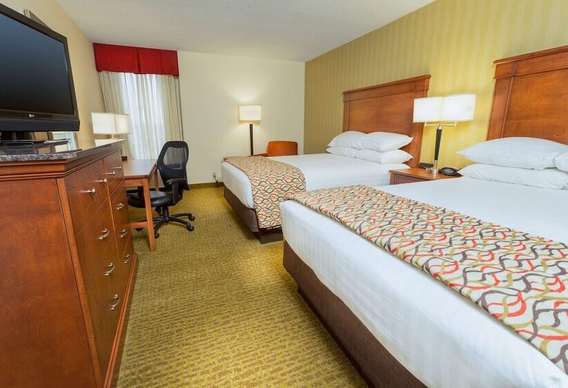 فندق Drury Inn & Suites Marion