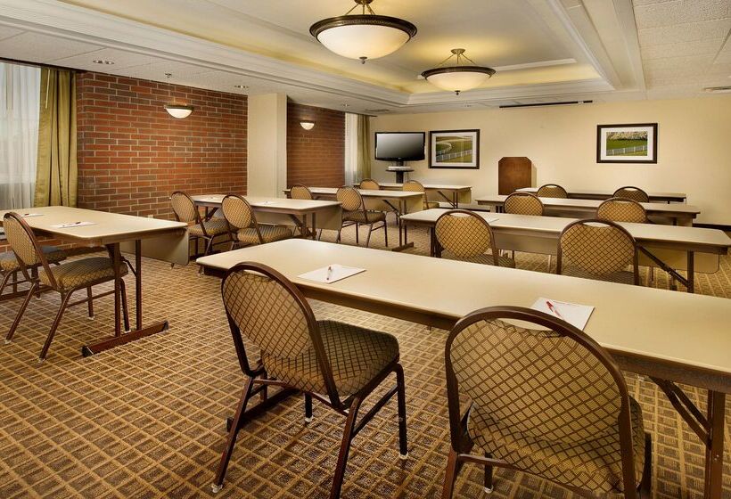 בית מלון כפרי Drury Inn Paducah