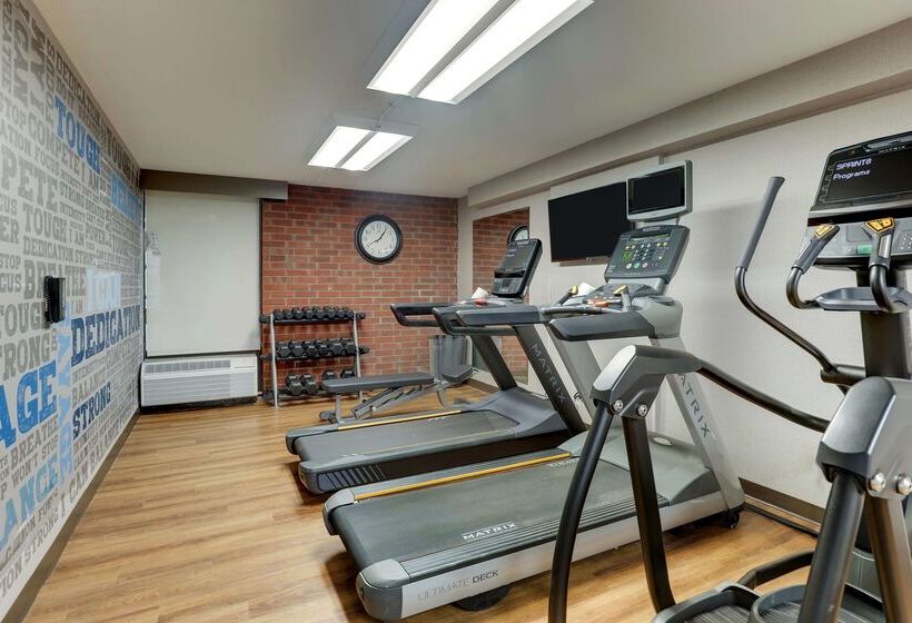 בית מלון כפרי Drury Inn Paducah