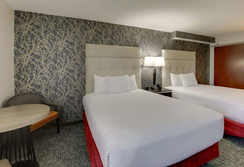 בית מלון כפרי Drury Inn Paducah