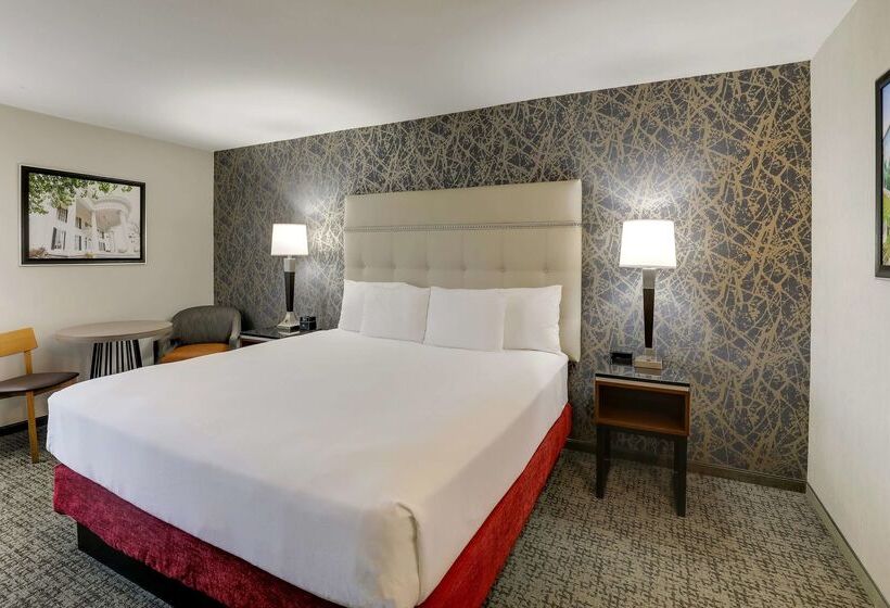 בית מלון כפרי Drury Inn Paducah