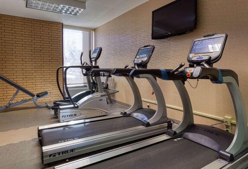 Отель Drury Inn & Suites Atlanta Airport