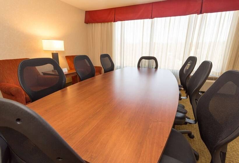 Отель Drury Inn & Suites Atlanta Marietta