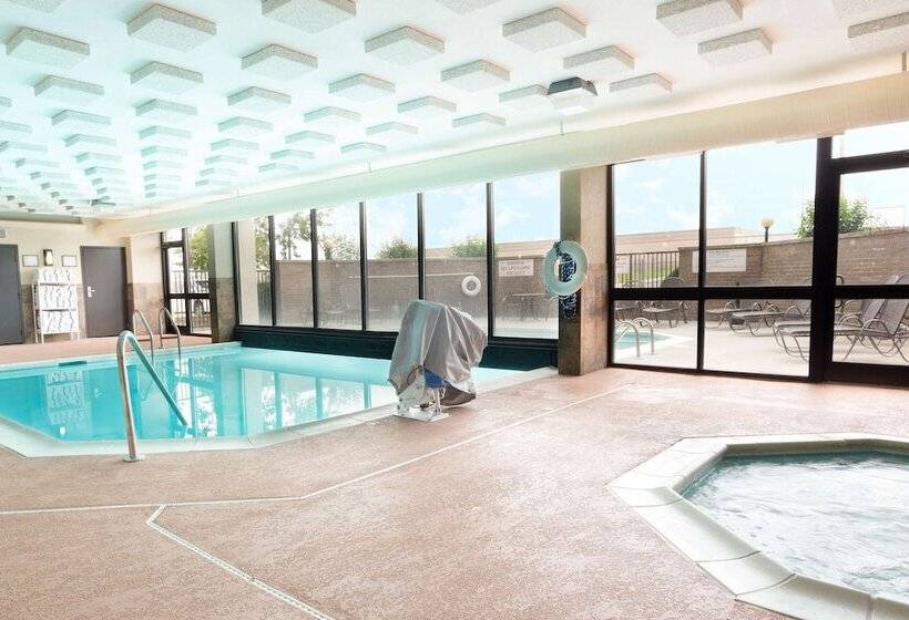 호텔 Drury Inn & Suites Atlanta Morrow