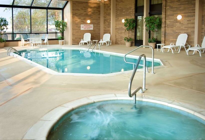 فندق Drury Inn & Suites Cape Girardeau