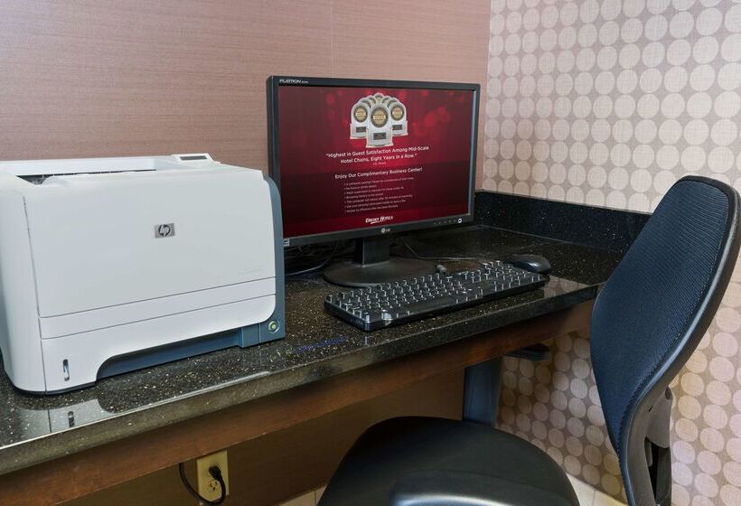 酒店 Drury Inn & Suites Champaign
