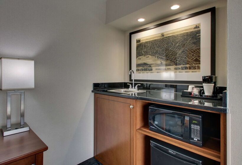 ホテル Drury Inn & Suites Evansville East