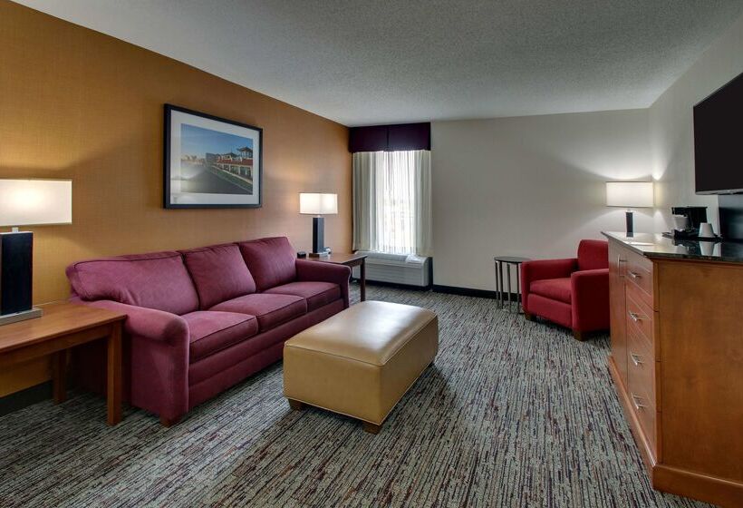 ホテル Drury Inn & Suites Evansville East