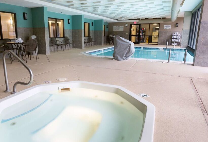 호텔 Heritage Inn Suites Houston Sugar Land, Trademark By Wyndham