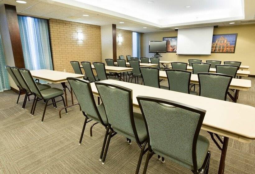 호텔 Heritage Inn Suites Houston Sugar Land, Trademark By Wyndham