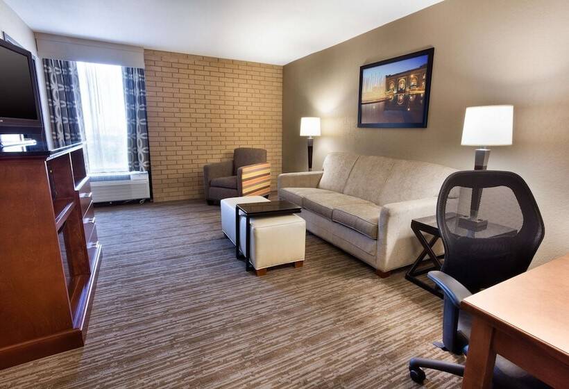 酒店 Drury Inn & Suites Kansas City Airport