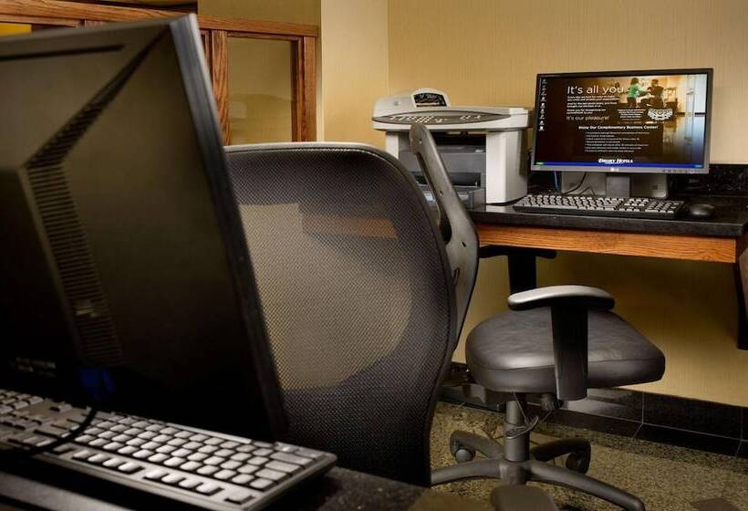 فندق Lotus Kansas City Merriam