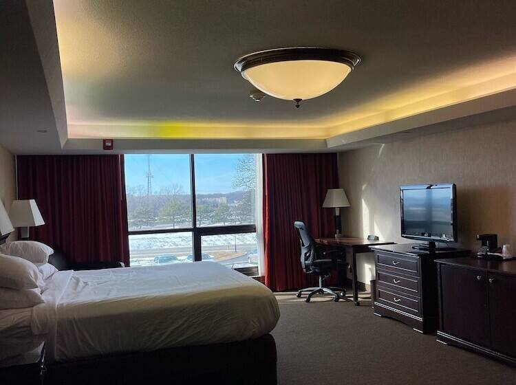 فندق Lotus Kansas City Merriam