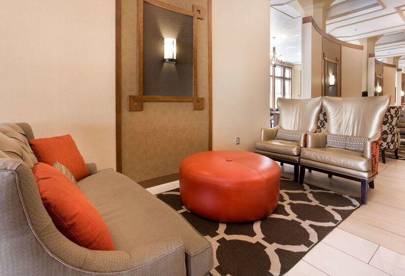 فندق Drury Inn & Suites San Antonio Riverwalk