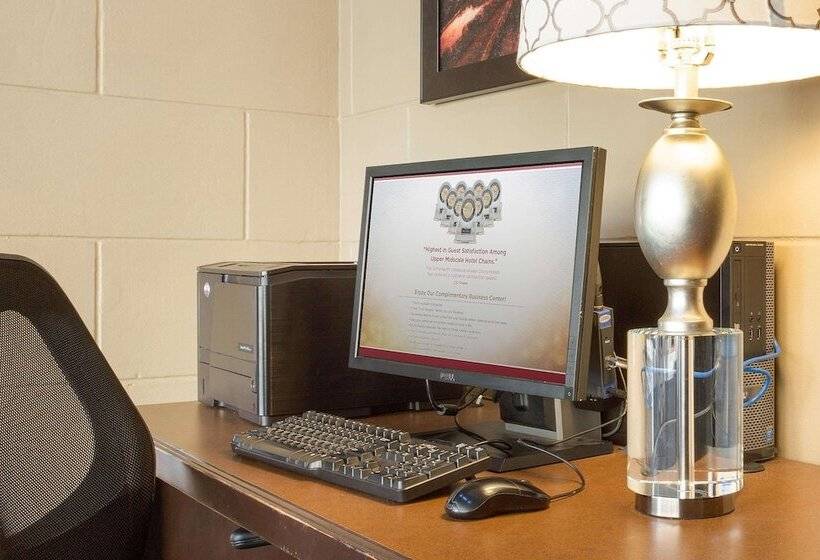 فندق Drury Inn & Suites San Antonio Riverwalk