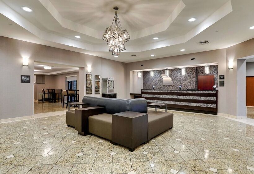 فندق Drury Inn & Suites St. Joseph