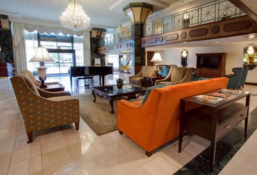 בית מלון כפרי Pear Tree Inn St Louis Convention Center