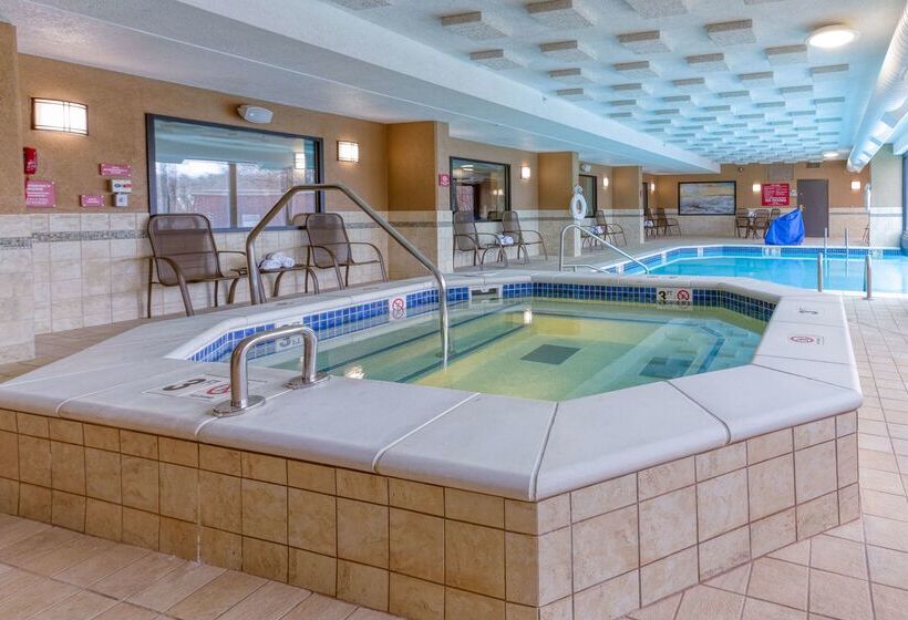 酒店 Heritage Inn & Suites St. Louis/fenton, Trademark By Wyndham