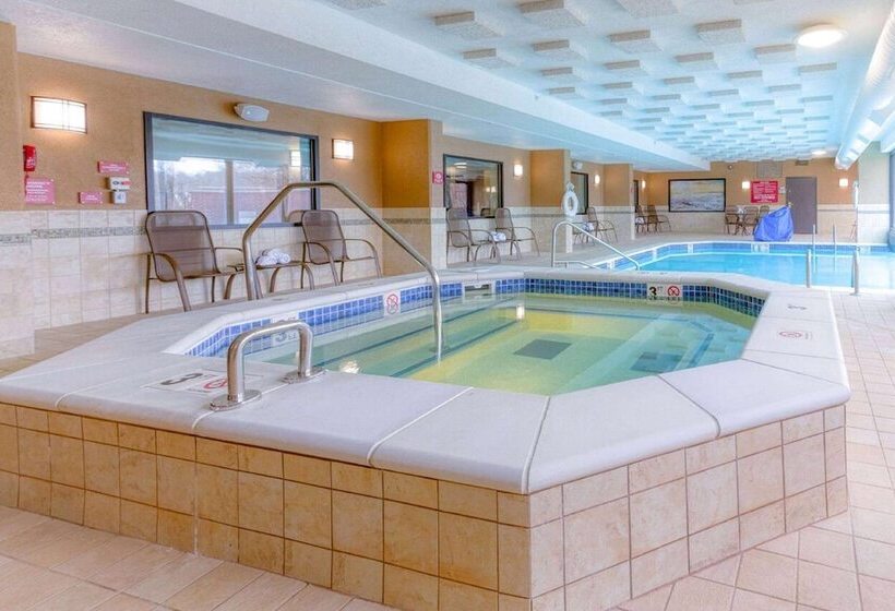 酒店 Heritage Inn & Suites St. Louis/fenton, Trademark By Wyndham