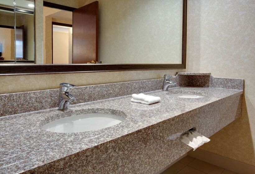 호텔 Drury Inn & Suites Terre Haute