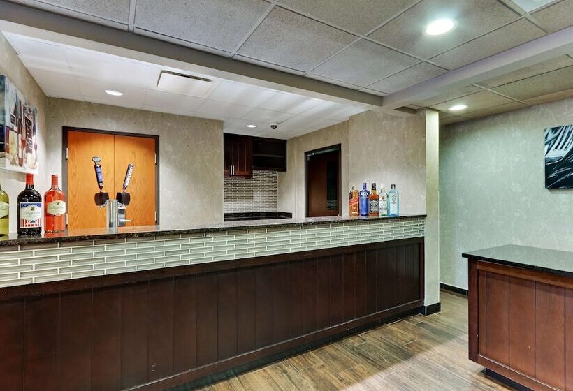 Drury Plaza Hotel San Antonio Airport