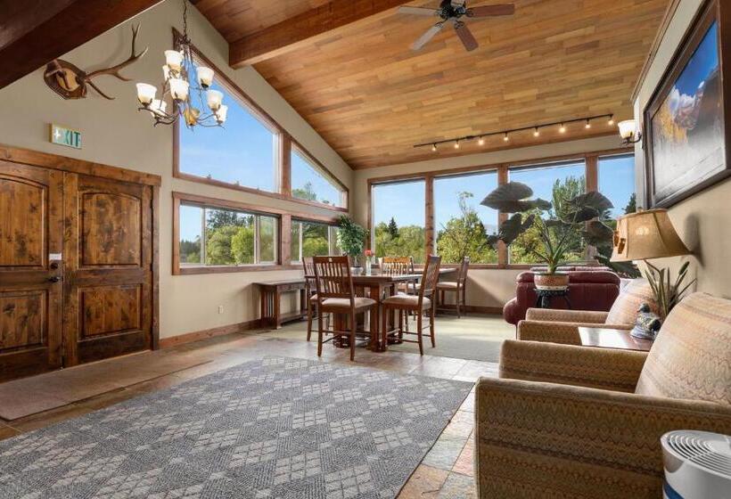 فندق Duck Inn Lodge