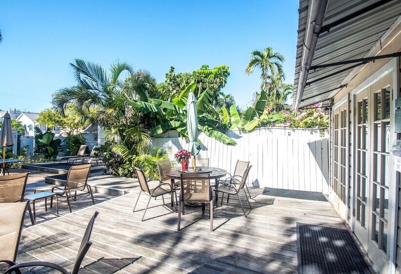 ホテル Duval House