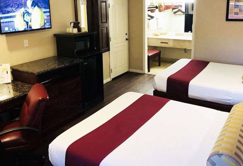 호텔 Dynasty Suites