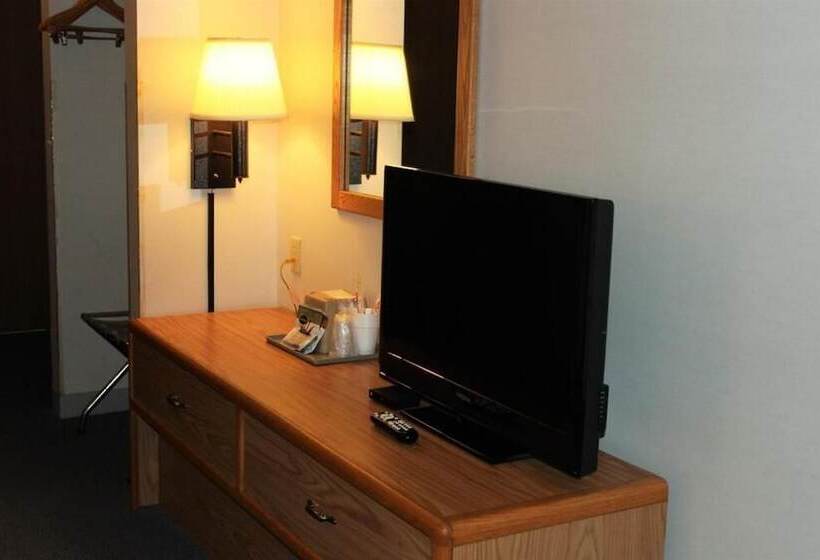 فندق Eastwood Inn